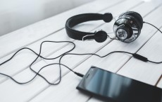 T2X手机续航测评，长时间使用下的性能与电量管理