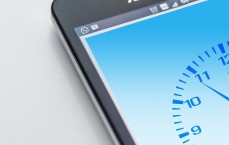 华为手机深夜自嗨，当科技产品有了灵魂的瞬间