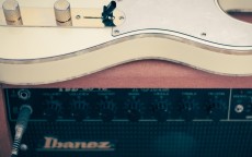 B&O耳机E8三代测评，音乐与生活的完美融合