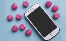 三星翻盖手机测评，苹果版的革新与挑战,三星翻盖手机测评苹果版