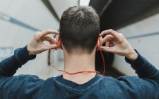 IKF T1头戴式耳机降噪测评，重塑音乐体验的新标杆,2021头戴式降噪耳机