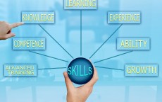 华为关闭超级省电模式，是妥协还是战略转向？