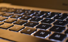 华为 MateBook E 测评，二合一形态下的全能旗舰，办公创作新选择？