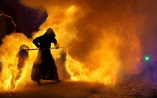 荣耀归来，从华为亲生子到独立品牌的破茧之路