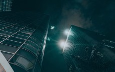 如今的华为，在风浪中淬炼出的科技巨擘与时代先锋