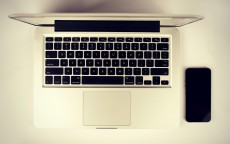 12代英特尔N5105笔记本电脑深度测评，入门级性能的性价比黑马？