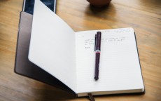 华为4x内存卡用多大？选对容量，让手机存储无忧